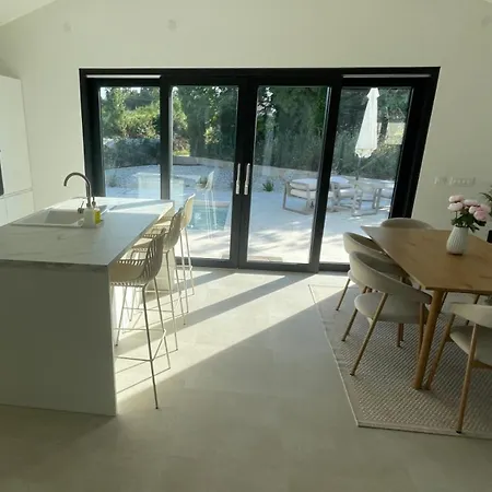 Casa Lola *